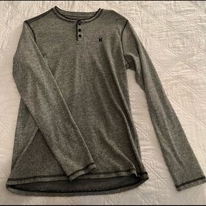 Hurley gray long sleeve 1/4 button